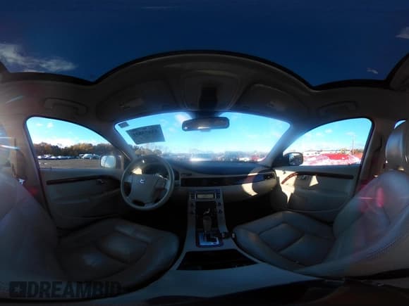 ✅ 2008 Volvo XC70 • VIN: YV4BZ982X81008103 • Лот: 43473831. Опубликован ранее на IAAI с пробегом 201 129 миль. Бесплатный доступ к архиву аукционных продаж из США и подробный отчёт об истории автомобиля на DreamBid. Изображение 19.