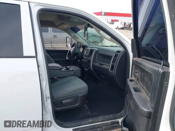 2016 Ram 1500 Express with VIN 1C6RR7FG5GS173304, listed as a IAAI auction lot 41318818 with 137,587 mi miles and . Bid and sale history available at DreamBid. Image 5.