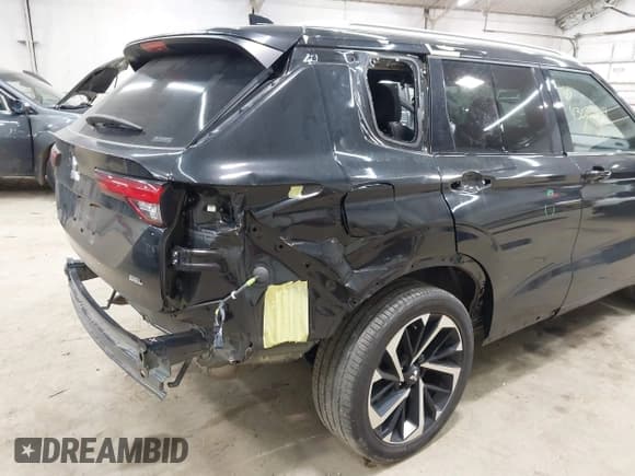 ✅ 2022 Mitsubishi Outlander SEL • VIN: JA4J4VA80NZ022006 • Lot: 43083614. Wystawiony na IAAI z przebiegiem 57 944 mil. Bezpłatny archiwum sprzedaży aukcyjnych z USA i szczegółowy raport historii pojazdu na DreamBid. Zdjęcie 6.