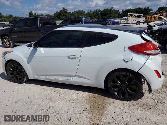 ✅ 2012 Hyundai Veloster w/Red Int • VIN: KMHTC6AD2CU070472 • Lot: 71449064. Wystawiony na Copart z przebiegiem 43 091 mil. Bezpłatny archiwum sprzedaży aukcyjnych z USA i szczegółowy raport historii pojazdu na DreamBid. Zdjęcie 2.