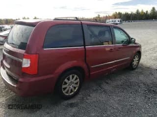 ✅ 2013 Chrysler Town & Country Touring • VIN: 2C4RC1BG9DR695167 • Лот: 85903685. Опубликован ранее на Copart с пробегом 310 250 миль. Бесплатный доступ к архиву аукционных продаж из США и подробный отчёт об истории автомобиля на DreamBid. Изображение 3.