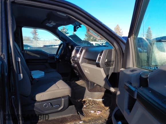 ✅ 2015 Ford F-150 XLT • VIN: 1FTEX1EP2FKE64014 • Lot: 43808513. Listed on IAAI with 196,637 mi. Free auction sales archive from the USA and detailed vehicle history report at DreamBid. Image 5.