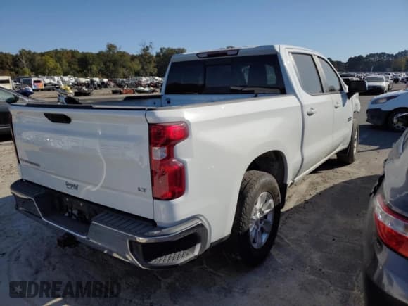 ✅ 2019 Chevrolet Silverado 1500 LT • VIN: 3GCPWCED4KG263178 • Lot: 74199944. Wystawiony na Copart z przebiegiem 128 893 mil. Bezpłatny archiwum sprzedaży aukcyjnych z USA i szczegółowy raport historii pojazdu na DreamBid. Zdjęcie 3.