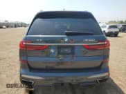 ✅ 2021 BMW X7 M50i • VIN: 5UXCX6C07M9H31891 • Lot: 60538935. Wystawiony na Copart z przebiegiem 30 696 mil. Bezpłatny archiwum sprzedaży aukcyjnych z USA i szczegółowy raport historii pojazdu na DreamBid. Zdjęcie 6.