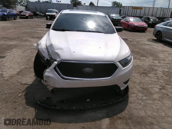 ✅ 2016 Ford Taurus SHO • VIN: 1FAHP2KT8GG153024 • Lot: 39742249. Listed on IAAI with 44,347 mi. Free auction sales archive from the USA and detailed vehicle history report at DreamBid. Image 6.