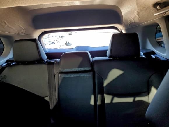 ✅ 2024 Toyota Corolla Cross XLE • VIN: 7MUDAAAG0RV072946 • Lot: 96832235. Wystawiony na Copart z przebiegiem 48 881 mil. Bezpłatny archiwum sprzedaży aukcyjnych z USA i szczegółowy raport historii pojazdu na DreamBid. Zdjęcie 10.