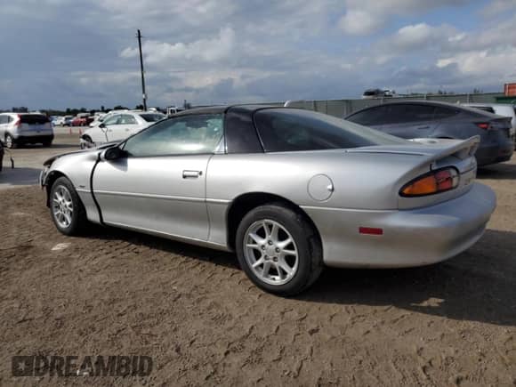 2000 Chevrolet Camaro Z28 z VIN 2G1FP22G6Y2156722, wystawiony jako Copart lot #45156165 z przebiegiem 123 955 mil mil oraz Szkoda całkowita • Salvage title. Historia ofert i sprzedaży dostępna na DreamBid. Obrazek 2.