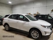 ✅ 2020 Chevrolet Equinox LS • VIN: 3GNAXFEV4LS585080 • Лот: 87157394. Опубликован ранее на Copart с пробегом Не указан. Бесплатный доступ к архиву аукционных продаж из США и подробный отчёт об истории автомобиля на DreamBid. Изображение 4.