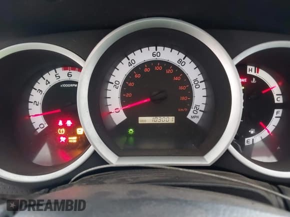 ✅ 2015 Toyota Tacoma • VIN: 3TMLU4EN6FM198795 • Lot: 41612057. Listed on IAAI with 103,001 mi. Free auction sales archive from the USA and detailed vehicle history report at DreamBid. Image 7.