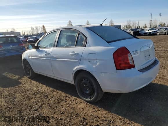 2008 Hyundai Accent L с VIN KMHCN45C98U263130, выставлен на аукционе Copart как лот 77775144 с пробегом 185 526 миль миль и Чистый • Clean title. История ставок и продаж доступна на DreamBid. Изображение 2.