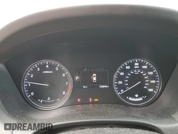 ✅ 2017 Genesis G80 3.8L • VIN: KMHGN4JE0HU194322 • Lot: 81046135. Listed on Copart with 133,840 mi. Free auction sales archive from the USA and detailed vehicle history report at DreamBid. Image 9.