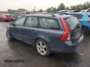 ✅ 2008 Volvo V50 2.4L • VIN: YV1MW382X82382152 • Лот: 74745624. Опубликован ранее на Copart с пробегом 228 565 миль. Бесплатный доступ к архиву аукционных продаж из США и подробный отчёт об истории автомобиля на DreamBid. Изображение 2.