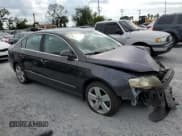 ✅ 2008 Volkswagen Passat Komfort • VIN: WVWAK73C78E095507 • Лот: 84908925. Опубликован ранее на Copart с пробегом 153 086 миль. Бесплатный доступ к архиву аукционных продаж из США и подробный отчёт об истории автомобиля на DreamBid. Изображение 4.