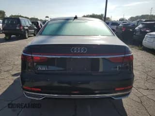 ✅ 2019 Audi A8 • VIN: WAU8DAF81KN012915 • Лот: 68095083. Опубликован ранее на Copart с пробегом 54 804 миль. Бесплатный доступ к архиву аукционных продаж из США и подробный отчёт об истории автомобиля на DreamBid. Изображение 6.