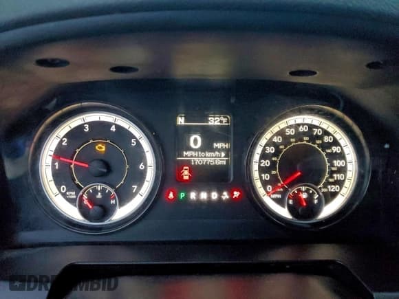 ✅ 2017 Ram 1500 Express • VIN: 1C6RR7KT8HS626027 • Лот: 95518185. Опубликован ранее на Copart с пробегом 170 775 миль. Бесплатный доступ к архиву аукционных продаж из США и подробный отчёт об истории автомобиля на DreamBid. Изображение 9.