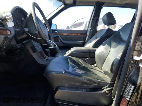 ✅ 1995 Mercedes-Benz S • VIN: WDBGA51E4SA276910 • Лот: 90687125. Опубликован ранее на Copart с пробегом 358 011 миль. Бесплатный доступ к архиву аукционных продаж из США и подробный отчёт об истории автомобиля на DreamBid. Изображение 7.