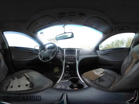 2014 Hyundai Sonata Limited с VIN 5NPEC4AC3EH915142, выставлен на аукционе IAAI как лот 41874344 с пробегом 157 132 миль миль и . История ставок и продаж доступна на DreamBid. Изображение 20.