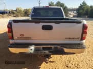 ✅ 2004 Chevrolet Silverado 1500 LS • VIN: 1GCEC14V04Z169624 • Лот: 77803554. Опубликован ранее на Copart с пробегом 143 212 миль. Бесплатный доступ к архиву аукционных продаж из США и подробный отчёт об истории автомобиля на DreamBid. Изображение 6.