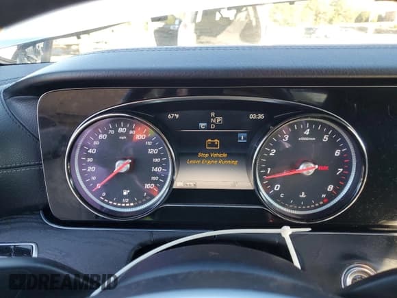 ✅ 2018 Mercedes-Benz E 400 • VIN: WDD1J6FB6JF044344 • Lot: 90789975. Wystawiony na Copart z przebiegiem Nie podano. Bezpłatny archiwum sprzedaży aukcyjnych z USA i szczegółowy raport historii pojazdu na DreamBid. Zdjęcie 9.