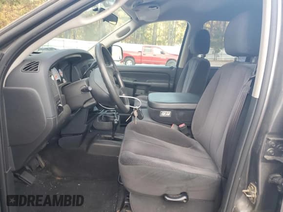 ✅ 2003 Dodge 1500 ST • VIN: 1D7HU18N43J629486 • Лот: 79183254. Опубликован ранее на Copart с пробегом 156 321 миль. Бесплатный доступ к архиву аукционных продаж из США и подробный отчёт об истории автомобиля на DreamBid. Изображение 7.