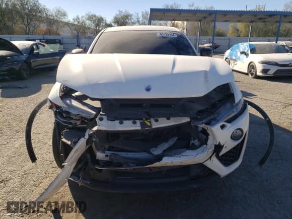 ✅ 2019 Maserati Levante GranSport • VIN: ZN661XUS1KX323509 • Лот: 80133154. Опубликован ранее на Copart с пробегом 35 059 миль. Бесплатный доступ к архиву аукционных продаж из США и подробный отчёт об истории автомобиля на DreamBid. Изображение 5.