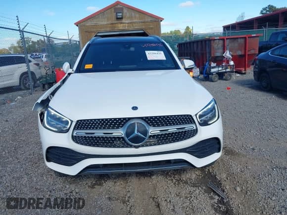 ✅ 2021 Mercedes-Benz GLC 300 • VIN: W1N0G8EB0MF899104 • Lot: 43396435. Listed on IAAI with 115,235 mi. Free auction sales archive from the USA and detailed vehicle history report at DreamBid. Image 12.
