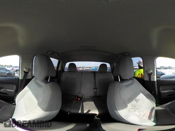 ✅ 2015 Chevrolet Colorado 4WD WT • VIN: 1GCGTAE37F1172852 • Лот: 42609536. Опубликован ранее на IAAI с пробегом 215 487 миль. Бесплатный доступ к архиву аукционных продаж из США и подробный отчёт об истории автомобиля на DreamBid. Изображение 19.