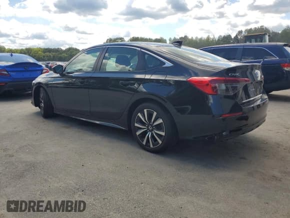 ✅ 2022 Honda Civic EX • VIN: JHMFE1F74NX002434 • Lot: 70129735. Listed on Copart with 42,159 mi. Free auction sales archive from the USA and detailed vehicle history report at DreamBid. Image 2.