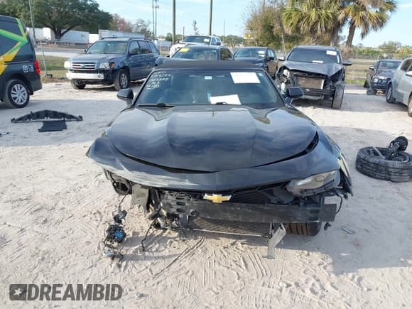 ✅ 2020 Chevrolet Camaro 1LT • VIN: 1G1FB3DX6L0117950 • Lot: 41459521. Listed on IAAI with Not provided. Free auction sales archive from the USA and detailed vehicle history report at DreamBid. Image 13.