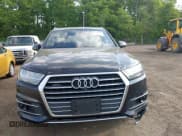 ✅ 2018 Audi Q7 • VIN: WA1LHBF71JD028058 • Lot: 42220729. Wystawiony na IAAI z przebiegiem 85 951 mil. Bezpłatny archiwum sprzedaży aukcyjnych z USA i szczegółowy raport historii pojazdu na DreamBid. Zdjęcie 12.