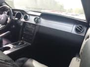 ✅ 2008 Ford Mustang GT Deluxe • VIN: 1ZVHT82H085115446 • Lot: 41919292. Listed on IAAI with 130,757 mi. Free auction sales archive from the USA and detailed vehicle history report at DreamBid. Image 5.