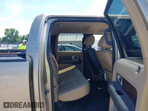 ✅ 2013 Ford F-150 XL • VIN: 1FTFW1EF6DFB42755 • Лот: 42623891. Опубликован ранее на IAAI с пробегом 162 568 миль. Бесплатный доступ к архиву аукционных продаж из США и подробный отчёт об истории автомобиля на DreamBid. Изображение 8.