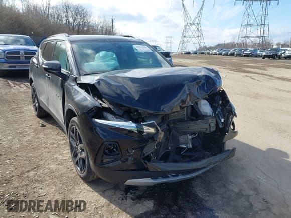 ✅ 2022 Chevrolet Blazer LT • VIN: 3GNKBJRS4NS236932 • Lot: 41521421. Wystawiony na IAAI z przebiegiem 40 225 mil. Bezpłatny archiwum sprzedaży aukcyjnych z USA i szczegółowy raport historii pojazdu na DreamBid. Zdjęcie 6.