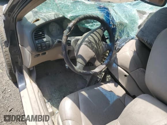 ✅ 2001 Acura CL Type S • VIN: 19UYA42681A012306 • Лот: 62643985. Опубликован ранее на Copart с пробегом Не указан. Бесплатный доступ к архиву аукционных продаж из США и подробный отчёт об истории автомобиля на DreamBid. Изображение 8.