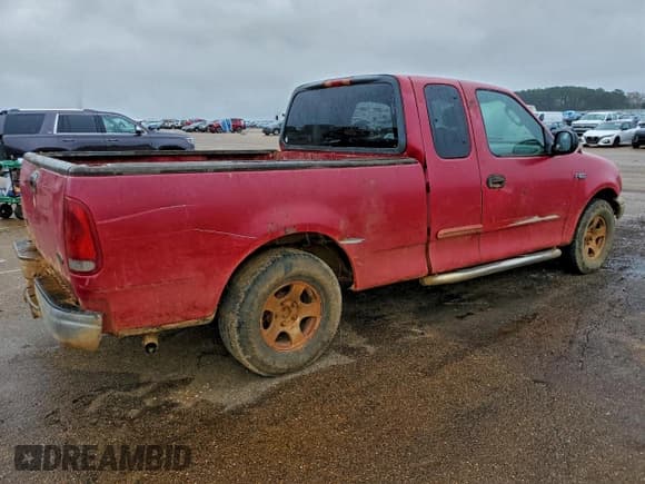 ✅ 2004 Ford F-150 XL • VIN: 2FTRX17254CA63982 • Лот: 94806185. Опубликован ранее на Copart с пробегом Не указан. Бесплатный доступ к архиву аукционных продаж из США и подробный отчёт об истории автомобиля на DreamBid. Изображение 3.