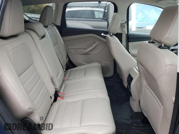 ✅ 2018 Ford Escape Titanium • VIN: 1FMCU9J92JUB01162 • Lot: 90094025. Wystawiony na Copart z przebiegiem Nie podano. Bezpłatny archiwum sprzedaży aukcyjnych z USA i szczegółowy raport historii pojazdu na DreamBid. Zdjęcie 11.