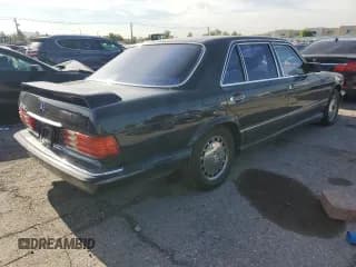 ✅ 1990 Mercedes-Benz 560 • VIN: WDBCA39EXLA503543 • Лот: 65978444. Опубликован ранее на Copart с пробегом 195 635 миль. Бесплатный доступ к архиву аукционных продаж из США и подробный отчёт об истории автомобиля на DreamBid. Изображение 3.