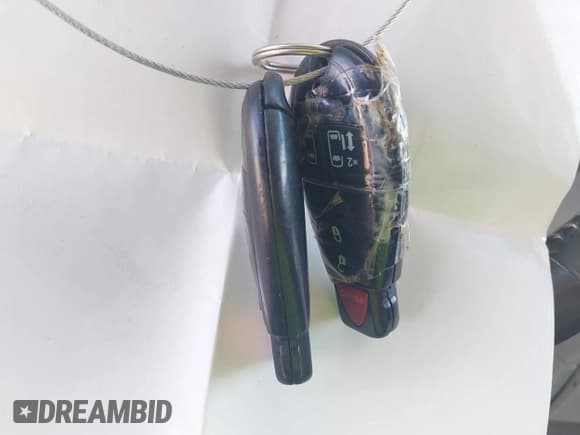 ✅ 2009 Volkswagen Routan SE • VIN: 2V8HW34199R541626 • Lot: 42852160. Listed on IAAI with 211,367 mi. Free auction sales archive from the USA and detailed vehicle history report at DreamBid. Image 11.