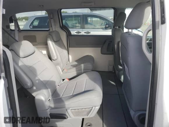 2009 Dodge Grand Caravan SE with VIN 2D8HN44E59R686722, listed as a Copart auction lot 86410605 with 41,592 mi miles and Clean title. Bid and sale history available at DreamBid. Image 11.