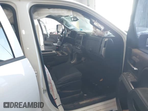✅ 2015 Chevrolet Silverado 2500HD LT • VIN: 1GC1KVE83FF119760 • Lot: 42693479. Listed on IAAI with 329,481 mi. Free auction sales archive from the USA and detailed vehicle history report at DreamBid. Image 5.