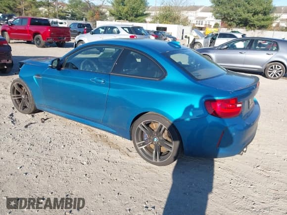 ✅ 2017 BMW M2 • VIN: WBS1H9C30HV888490 • Lot: 43663347. Wystawiony na IAAI z przebiegiem 78 704 mil. Bezpłatny archiwum sprzedaży aukcyjnych z USA i szczegółowy raport historii pojazdu na DreamBid. Zdjęcie 3.