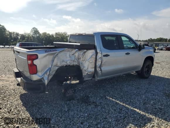 2020 Chevrolet Silverado 1500 Custom Trail Boss z VIN 3GCPYCEF7LG172063, wystawiony jako Copart lot #67605905 z przebiegiem 92 186 mil mil oraz Szkoda całkowita • Salvage title. Historia ofert i sprzedaży dostępna na DreamBid. Obrazek 3.