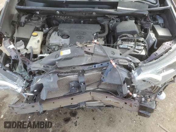 ✅ 2018 Toyota RAV4 XLE • VIN: 2T3RFREV1JW704817 • Lot: 82752715. Wystawiony na Copart z przebiegiem 79 732 mil. Bezpłatny archiwum sprzedaży aukcyjnych z USA i szczegółowy raport historii pojazdu na DreamBid. Zdjęcie 12.