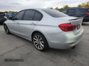 ✅ 2016 BMW 3 Series 320i xDrive • VIN: WBA8A3C54GK551522 • Lot: 86599565. Wystawiony na Copart z przebiegiem 96 368 mil. Bezpłatny archiwum sprzedaży aukcyjnych z USA i szczegółowy raport historii pojazdu na DreamBid. Zdjęcie 2.