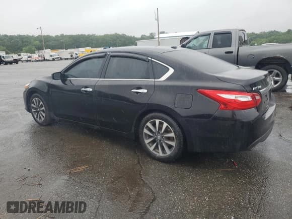 ✅ 2017 Nissan Altima SR • VIN: 1N4AL3AP4HC193553 • Lot: 60827815. Listed on Copart with 166,202 mi. Free auction sales archive from the USA and detailed vehicle history report at DreamBid. Image 2.