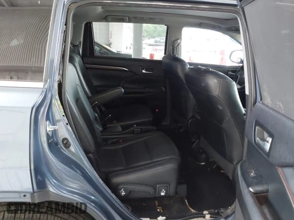 ✅ 2014 Toyota Highlander Limited • VIN: 5TDDKRFH5ES056534 • Лот: 42547815. Опубликован ранее на IAAI с пробегом 135 939 миль. Бесплатный доступ к архиву аукционных продаж из США и подробный отчёт об истории автомобиля на DreamBid. Изображение 8.