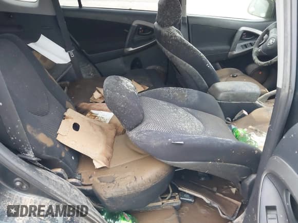 ✅ 2008 Toyota RAV4 Sport • VIN: JTMZD32V085111300 • Lot: 40682063. Listed on IAAI with Not provided. Free auction sales archive from the USA and detailed vehicle history report at DreamBid. Image 8.