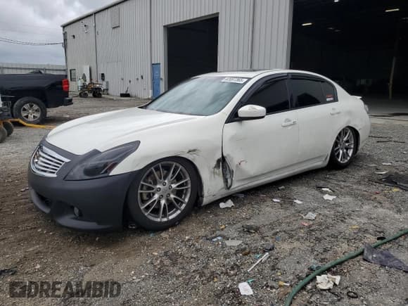 ✅ 2009 Infiniti G37 Journey • VIN: JNKCV61E19M307077 • Лот: 82697365. Опубликован ранее на Copart с пробегом 128 499 миль. Бесплатный доступ к архиву аукционных продаж из США и подробный отчёт об истории автомобиля на DreamBid. Изображение 1.