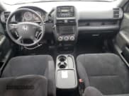 ✅ 2006 Honda CR-V EX • VIN: JHLRD688X6C013180 • Лот: 90477895. Опубликован ранее на Copart с пробегом 105 367 миль. Бесплатный доступ к архиву аукционных продаж из США и подробный отчёт об истории автомобиля на DreamBid. Изображение 8.