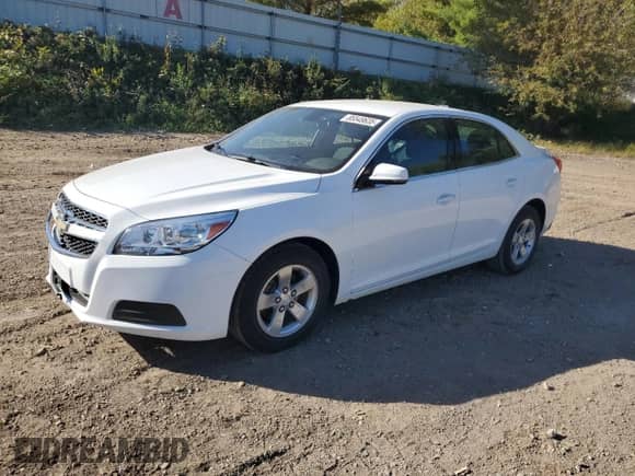 2016 Chevrolet Malibu LT z VIN 1G11C5SAXGF146484, wystawiony jako Copart lot #85549635 z przebiegiem 162 689 mil mil oraz Czysty tytuł • Clean title. Historia ofert i sprzedaży dostępna na DreamBid. Obrazek 1.